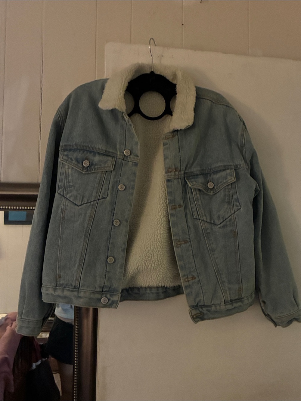 Brandy Melville OS Light Blue Sherpa-Lined Denim Jacket - Women